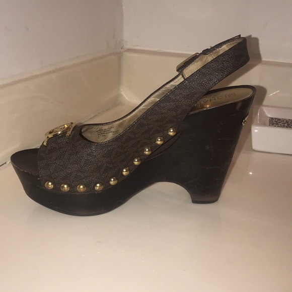 dark brown micheal kors charm sling heel - Picture 2 of 4